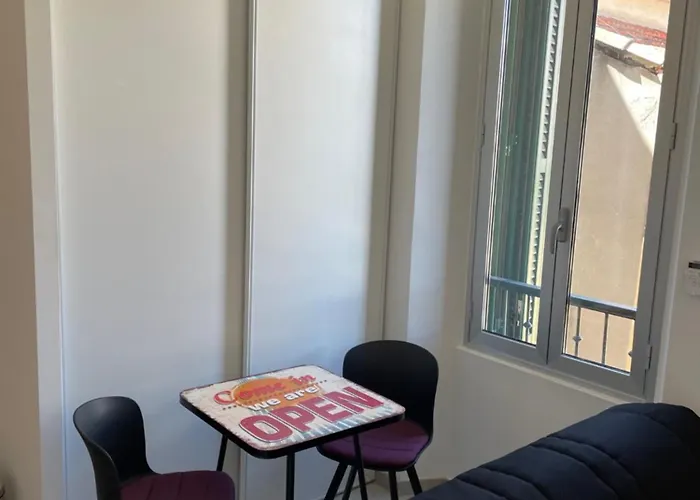 Negrin Apartment *