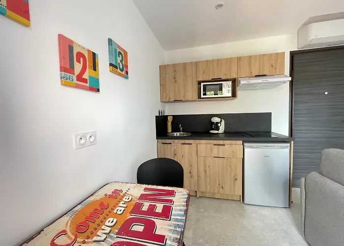 Negrin Apartment *